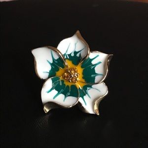 Flower ring